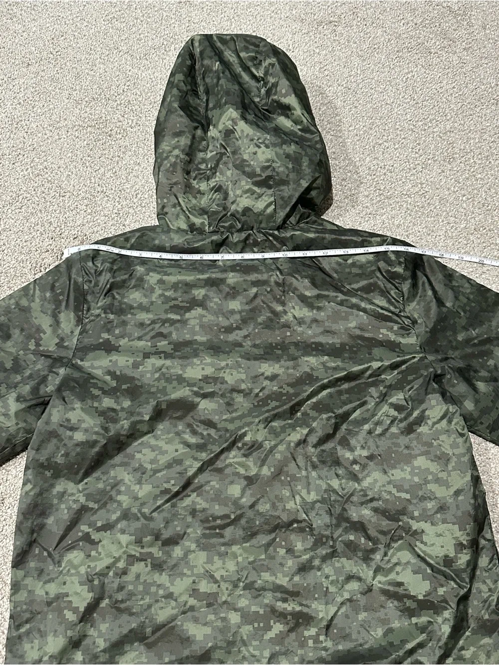 Old Navy Boys Green Pixelated Camo Lined Hooded Water Resistant Jacket